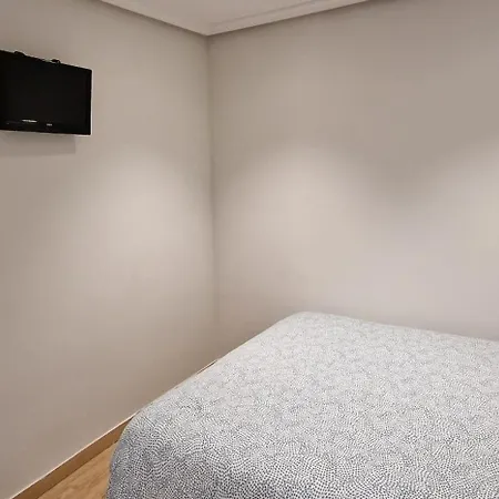 El Cuarto Del Marques - Sin Ascensor Pegado A Playa San Lorenzo - Vut-4158-as